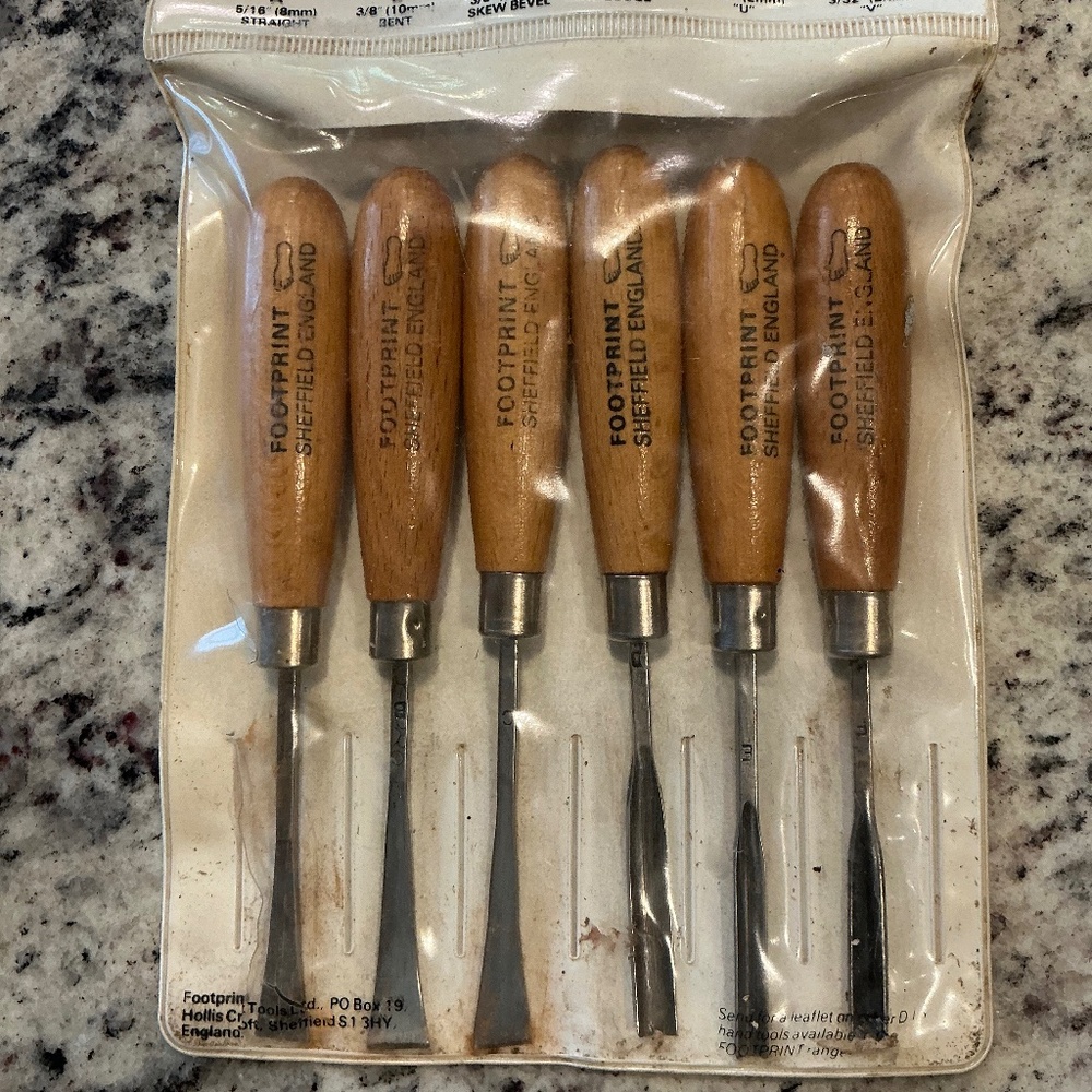 FOOTPRINT CARVING TOOL SET JEU D'OUTILS A SCULPTER NO.30 PRE-OWNED